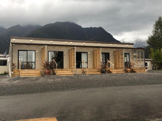 Fox Glacier Top 10 Holiday Park & Motels Eksteriør billede