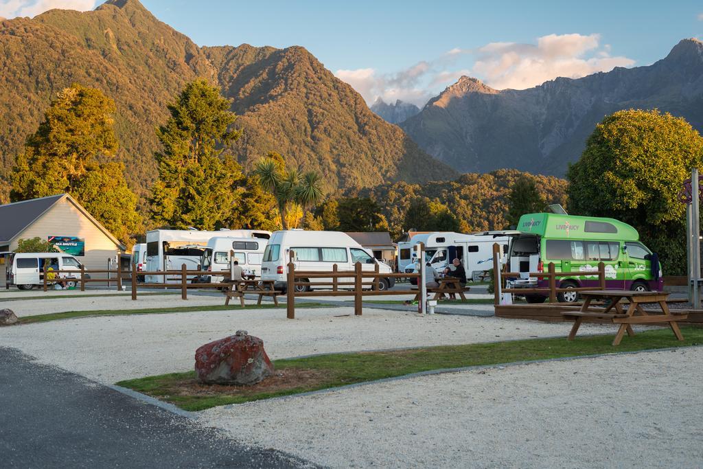 Fox Glacier Top 10 Holiday Park & Motels Eksteriør billede