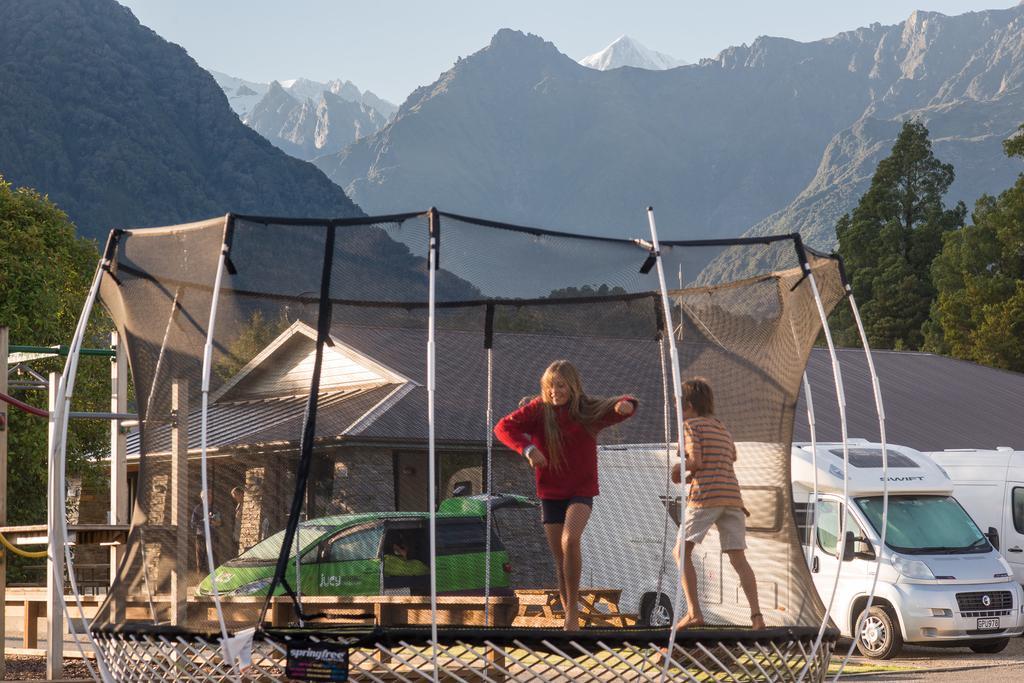 Fox Glacier Top 10 Holiday Park & Motels Eksteriør billede